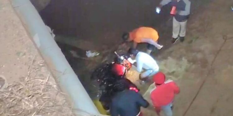 ଗଜପତି : ବିପଦପୁର୍ଣ ପୋଲ ଉପରୁ 25 ଫୁଟ ତଳକୁ ଖସି ପଡି ଜଣଙ୍କର ମୃତ୍ୟୁ