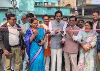 ବ୍ଲକ ପ୍ରାଣୀ ଚିକିତ୍ସାଧିକାରୀଙ୍କୁ ଘାରିଲା କି ଭୟ ନା ଦଳୀୟ ଚାପ ???