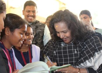 ପ୍ରୋତ୍ସାହନ ଓ ସୁଯୋଗ ମିଳିଲେ ସାଧାରଣ ପରିସ୍ଥିତିରୁ ଆସିଥିବା ଛାତ୍ରଛାତ୍ରୀମାନେ ମଧ୍ୟ  ଅସାଧାରଣ ସଫଳତା ହାସଲ କରିପାରିବେ : ମୁଖ୍ୟ ଶାସନ ସଚିବ ଶ୍ରୀମତୀ ଗର୍ଗ