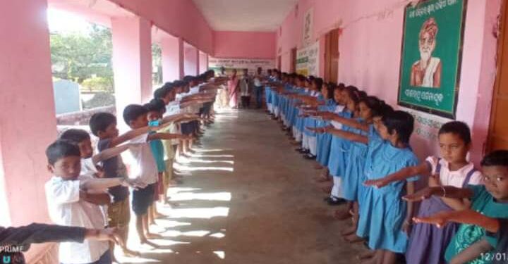 ବିଭିନ୍ନ ବିଦ୍ୟାଳୟରେ ବନ୍ଦେ ମାତରମ ସାମୁହିକ ସଙ୍ଗୀତ ଗାନ  ବିଦ୍ୟାଳୟରେ ବନ୍ଦେ ମାତରମ, ଶପଥରେ ଆତ୍ମନିର୍ଭର ଭାରତ