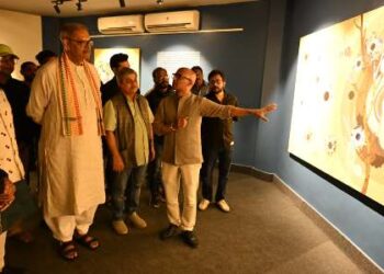 ସ୍ୱସ୍ଥାନକୁ ପ୍ରତ୍ୟାବର୍ତ୍ତନ: ଇଓ ଓଡ଼ିଶା ପକ୍ଷରୁ ଜଗନ୍ନାଥ ପଣ୍ଡାଙ୍କର “ଦ ଲଙ୍ଗ ନାଓ ଅଫ୍‌ ଅସ୍‌” ଉଦ୍‌ଘାଟିତ