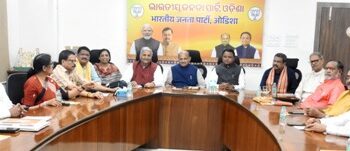 ବିଜେପି, ଆରମ୍ଭ ହେଲାଣି କସରତ, ରାଜ୍ୟ କାର୍ଯ୍ୟାଳୟରେ କୋର୍ କମିଟି ବୈଠକ