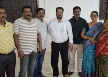 ମହିଳା କର୍ମଚାରୀଙ୍କୁ ବିଦାୟ କାଳୀନ ସମ୍ବର୍ଦ୍ଧନା