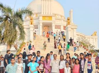 ଏକଲବ୍ୟ ଛାତ୍ରଛାତ୍ରୀ ଙ୍କ ଦ୍ୱାରା ଧାର୍ମିକ କାର୍ଯ୍ୟକ୍ରମ