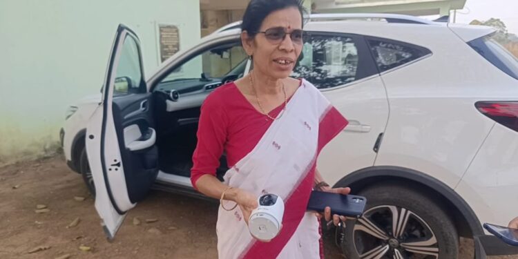 ପ୍ରମାଣ ନଷ୍ଟ କରିବାକୁ କଲେଜ ଅଧ୍ୟକ୍ଷାଙ୍କ ସିସି ଟିଭି ଚୋରୀ