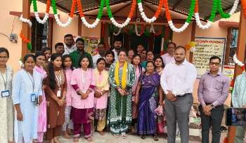 ମାଲକାନଗିରି ଜିଲ୍ଲା ଗସ୍ତ କଲେ ମହିଳା ଓ ଶିଶୁ ବିକାଶ ସଚିବ ଡଃ ମୃଣାଳିନୀ ଦର୍ଶାଲ; ପୁଷ୍ଟିହୀନତା ଦୂରୀକରଣ ଉପରେ ଗୁରୁତ୍ୱ