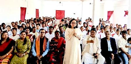 ୱାର୍ଲଡ ୱମାନ ଫାଉଣ୍ଡେସନ ଓ ସମରା ଓରାମ ଏଜୁକେସନାଲ ଟ୍ରଷ୍ଟ ପକ୍ଷରୁ ଏଆଇ ବୁଟ କ୍ୟାମ୍ପ ଆୟୋଜିତ