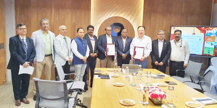 SIGNING OF MOU BETWEEN OIL INDIA LIMITED AND CSIR-IMMT CENTRE OF EXCELLENCE FOR CRITICAL MINERALS