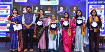 ମହିଳା ଦିବସ ଅବସରରେ ଆଫସାର ହର୍ ଓଡ଼ିଶା କାର୍ଯ୍ୟକ୍ରମ ଆୟୋଜିତ ୯ଜଣ ମହିଳା ଚେଞ୍ଜମେକର ଏବଂ ୧୨ଜଣ ହର୍ ଓଡ଼ିଶା ଏକ୍ସିଲେନ୍ସ ଆୱାର୍ଡ଼ରେ ସମ୍ମାନିତ