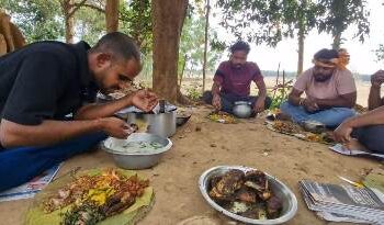 ଚାନ୍ଦପୁର କନ୍ଧ ନୟା ଗଡ଼ ବିକାଶ ମଞ୍ଚ ପ୍ରତ୍ୟକ୍ଷ ତତ୍ୱାବଧାନରେ ଟାଙ୍ଗୀ ବ୍ଲକ ସାମ୍ବାଦିକ ସଂଘ ସହିତ ପାଳିଲେ ପଖାଳ ଦିବସ