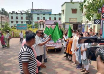 ବିଶ୍ବବିଦ୍ୟାଳୟ ଦାବିରେ ବୁଲିଲା ଶୈଳବାଳା ସଚେତନତା ରଥ