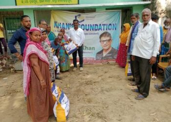 ଖାନ ଫାଉଣ୍ଡେସନ ପକ୍ଷରୁ ମୁସଲମାନ ବସ୍ତିରେ ଶୁଖିଲା ଖାଦ୍ୟ ପୁଡିଆ ବଣ୍ଟନ