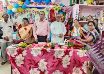 ଶିକ୍ଷୟିତ୍ରୀ ରେଣୁବାଳା ମହାନ୍ତି ଙ୍କ ଅବସର କାଳୀନ ସମ୍ବର୍ଦ୍ଧନା