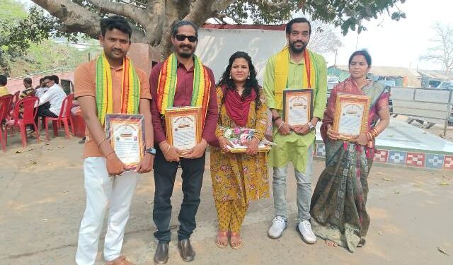 “ମୋ ପରିବାର” ପାଇଲା ସେବା ରତ୍ନ ସମ୍ମାନ