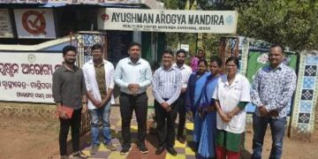 କେନ୍ଦ୍ର ପର୍ଯ୍ୟଟନ କମିଶନରଙ୍କ କନ୍ଧମାଳ ଗସ୍ତ, ବିଭିନ୍ନ ପ୍ରକଳ୍ପ ସହ ଅଙ୍ଗନବାଡ଼ି ଓ ଉପସ୍ୱାସ୍ଥ୍ୟକେନ୍ଦ୍ର ବୁଲିଲେ