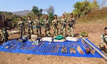 ଘଞ୍ଚ ଜଙ୍ଗଲ ମଧ୍ୟରେ ମାଓବାଦୀଙ୍କ ବନ୍ଧୁକ କାରଖାନା ଓ ମାଓ ଡମ୍ପ ଠାବ