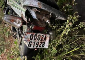 ହାଇୱା ଗାଡି ଧକ୍କାରେ ତିନି ଯୁବକ ମୃତ୍ୟୁ