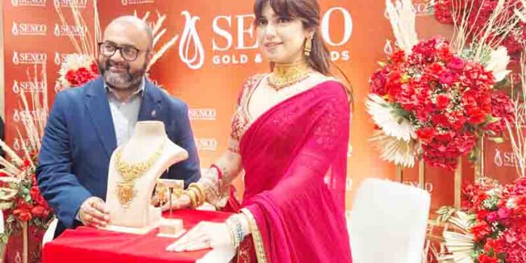 ଅକ୍ଷୟ ତୃତୀୟା ପୂର୍ବରୁ ଭୂମି ପେଡନେକରଙ୍କ ସହ ସେନକୋ ଗୋଲ୍ଡ ଆଣ୍ଡ ଡାଇମଣ୍ଡସ ପକ୍ଷରୁ ପ୍ରଥମ ରାଉରକେଲା ଷ୍ଟୋର ଶୁଭାରମ୍ଭ