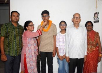 ଫିଜିକ୍ସୱାଲାର ଆୟୁଷ୍ମାନ ମହାପାତ୍ର ସିବିଏସଇ ଦଶମ ଶ୍ରେଣୀ ପରୀକ୍ଷା ଫଳରେ ପୂରା ୫୦୦/୫୦୦ ନମ୍ବର ହାସଲ