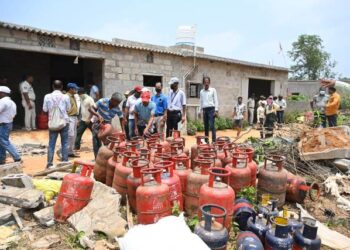 Major eviction drive by BDA clears encroachments in Shampur Mouza 187 houses demolished, 8 acres of government land reclaimed