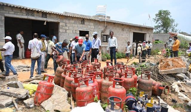 Major eviction drive by BDA clears encroachments in Shampur Mouza 187 houses demolished, 8 acres of government land reclaimed