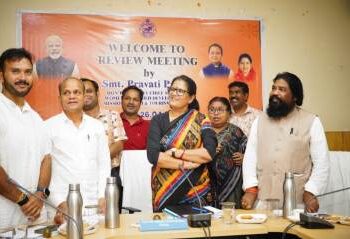 ପାରଳାଖେମୁଣ୍ଡି ସ୍ଥିତ ଜିଲ୍ଲପାଳ ଙ୍କ ସମ୍ମିଳନୀ କକ୍ଷ ଠାରେ ଉପ ମୁଖ୍ୟମନ୍ତ୍ରୀଙ୍କ ସମୀକ୍ଷା ବୈଠକ ଅନୁଷ୍ଠିତ