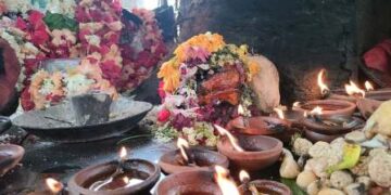 ଶନିଶ୍ଚର ମନ୍ଦିରର ୧୪ତମ ବାର୍ଷିକ ଉତ୍ସବ : ଶତାଧିକ ଶ୍ରଦ୍ଧାଳୁ ଙ୍କ ସମାଗମ