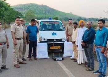 ଆମ୍ବୁଲାନ୍ସରେ ଗଞ୍ଜେଇ ଚୋରା ଚାଲାଣ : ଆମ୍ବୁଲାନ୍ସ ସହିତ ଗଞ୍ଜେଇ ଜବତ : ୨ ଗିରଫ