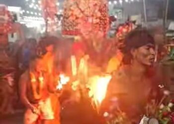 ବାଲିଗୁଡାରେ ଦଣ୍ଡ ଯାତ୍ରା ଯୋଗୁଁ ସମଗ୍ର ଅଞ୍ଚଳ ଭକ୍ତିମୟ ପରିବେଶ : ଢୋଲରେ ଦୁଲୁକୁଛି ଓ ଝୂଣାରେ ମହକୁଛି