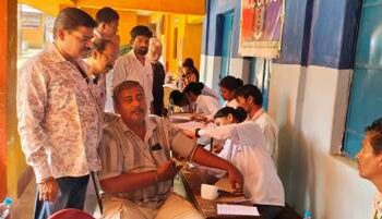 ବିଶ୍ୱ ମ୍ୟାଲେରିଆ ଦିବସ ଅବସରରେ ଉତ୍ତମ ମାଲିକ ଗ୍ରୁପ୍ ଅଫ୍ ଇନଷ୍ଟିଚ୍ୟୁଟର ମାଗଣା ମେଗା ଚିକିତ୍ସା ଶିବିର ଅନୁଷ୍ଠିତ