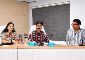 ୩୦ଟି ବିଜ୍ଞପ୍ତିତ ନାଗରିକ ସେବାରେ ୯୪% ସମୟସୀମା ଅନୁପାଳନ ହାସଲ କଲା ଗୃହନିର୍ମାଣ ଓ ନଗର ଉନ୍ନୟନ ବିଭାଗ