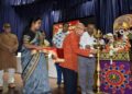 ଓଡ଼ିଶା ବିଭବ ପାଠକାର୍ପିତ ବିକଶିତ ଓଡ଼ିଶା ଭାଷା ଭାବନା ଆଲୋଚନାଚକ୍ର ବିନା ଉଦ୍ୟମରେ ଭାଷା ଉତଥାନ ସମ୍ଭବ ନୁହେଁ : ପଦ୍ମଶ୍ରୀ ଦେବୀ ପ୍ରସନ୍ନ ପଟ୍ଟନାୟକ