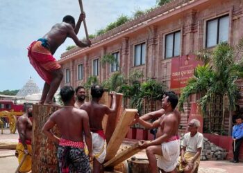 ଆଜି ସୁଦ୍ଧା ତାଳଧ୍ଵଜ ରଥ ଏବଂ ଦର୍ପ ଦଳନ ରଥର ପାଞ୍ଚୋଟି ଲେଖାଏଁ ଚକ ନିର୍ମାଣ ଶେଷ
