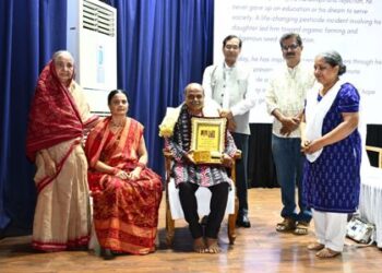  ବରଗଡ଼ ଜିଲ୍ଲା ର ଶିବ ପ୍ରସାଦ ସାହୁ ଙ୍କୁ ପଦ୍ମଶ୍ରୀ ପ୍ରଫେସର ରାଧାମୋହନ ସ୍ମୃତି ସମ୍ମାନ 