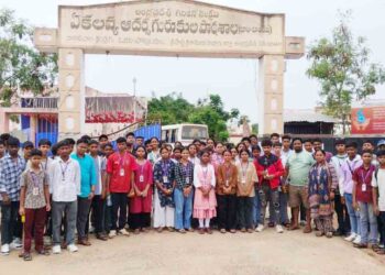 ଜୋନାଲ-ସ୍ତରୀୟ ଯୁବ ସଂସଦ ପ୍ରତିଯୋଗିତାରେ ଓଡ଼ିଶାକୁ ପ୍ରତିନିଧିତ୍ୱ କରିବ ଏକଲବ୍ୟ ଆଦର୍ଶ ବିଦ୍ୟାଳୟର ଛାତ୍ରଛାତ୍ରୀ