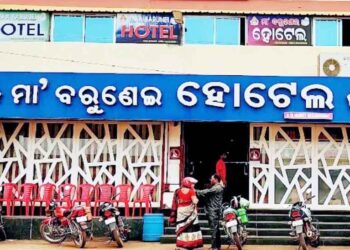 ବରୁଣେଇ ହୋଟେଲରେ ମିଳୁଛି  ଅପମିଶ୍ରଣ ଖାଦ୍ୟ : ପ୍ରଶାସନ ଜାଣି ଶୁଣି ଅନ୍ଧ