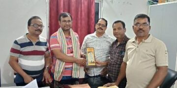 ଦଶପଲ୍ଲା ବିଇଓ ଭକ୍ତି ବିନୋଦ ସଲଙ୍କୁ ‘ସଙ୍ଗୀତଧାରା’ ପକ୍ଷରୁ ସମ୍ବର୍ଦ୍ଧନା