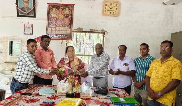 ପୂର୍ଣ୍ଣିମା ତ୍ରିପାଠୀ ହେଲେ ଗୋବିନ୍ଦପୁର ହାଇସ୍କୁଲର ନୂତନ ପ୍ରଧାନଶିକ୍ଷୟିତ୍ରୀ