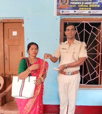 ଟଙ୍କା, ସୁନାଚେନ ଓ କାନଫୁଲ ପୋଲିସ ପ୍ରକୃତ ମାଲିକଙ୍କୁ ଫେରାଇଲା