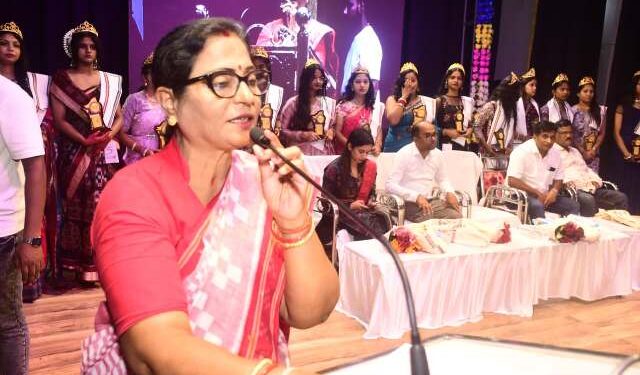 ସିନେ ପ୍ରଯୋଜକ ପ୍ରଦୀପ ଆଚାର୍ଯ୍ୟ ଙ୍କ ଦ୍ୱାରା ନୟାଗଡ଼ ରେ ଧୁମଧାମ ରେ ରାଜମଉଜ ଉତ୍ସବ ପାଳିତ