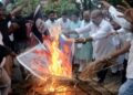 ଆନ୍ଦୋଳନକାରୀ ଛାତ୍ର ଓ ଛାତ୍ରୀଙ୍କ ଉପରେ ଦମନଲୀଳା ଓ ରାହୁଲ ଗାନ୍ଧୀ, ପ୍ରିୟଙ୍କା ଗାନ୍ଧୀଙ୍କ ଗରିଫଦାର ପ୍ରତିବାଦାରେ ପ୍ରଧାନମନ୍ତ୍ରୀ ନରେନ୍ଦ୍ର ମୋଦି, ଗୃହମନ୍ତ୍ରୀ ଅମିତ ଶାହା ଓ ଶିକ୍ଷାମନ୍ତ୍ରୀ ଧର୍ମେନ୍ଦ୍ର ପ୍ରଧାନଙ୍କ କୁଶପୁତଳିକା ଦାହ