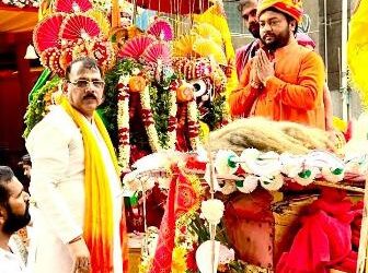 ନୋଏଡା ସେକ୍ଟର ୬୧ର ସ୍ବର୍ଣ୍ଣ କ୍ଷେତ୍ରରେ ବାହୁଡା଼ଯାତ୍ରା ଆୟୋଜନ