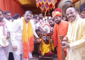 ନୋଏଡା ସେକ୍ଟର ୬୧ର ସ୍ବର୍ଣ୍ଣ କ୍ଷେତ୍ରରେ ବାହୁଡା଼ଯାତ୍ରା ଆୟୋଜନ