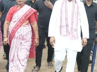 ରଣପୁର ରାଜନୀତିରେ ସୁରମାଙ୍କ ପାଇଁ ମଇଦାନ ଖାଲି; ସମ୍ବିତଙ୍କ ଫମ୍ପା ପ୍ରତିଶୃତିକୁ ନେଇ ବଢ଼ୁଛି ଚର୍ଚ୍ଚା