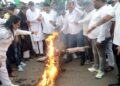 ପରୀକ୍ଷା ପ୍ରଶ୍ନପତ୍ର ଲିକ୍ ଘଟଣାକୁ ନେଇ ବିଜୁ ଯୁବ ଓ ଛାତ୍ର ଜନତା ଦଳର ବିକ୍ଷୋଭ କେନ୍ଦ୍ର ଶିକ୍ଷାମନ୍ତ୍ରୀ ଶ୍ରୀ ଧର୍ମେନ୍ଦ୍ର ପ୍ରଧାନଙ୍କ ଇସ୍ତଫା ଦାବି