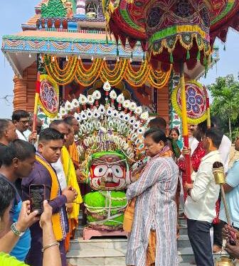 କଟକ ୬ଷ୍ଠ ବାଟାଲିୟନ ପରିସରରେ ଥିବା ଜଗନ୍ନାଥ ମନ୍ଦିରରେ ସ୍ନାନ ପୂର୍ଣ୍ଣିମା ଅନୁଷ୍ଠିତ