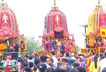 ଲବଣଗିରି ପାହାଡ଼ରେ ଥିବା ଶ୍ରୀ ଜଗନ୍ନାଥ ମନ୍ଦିରରେ ବାହୁଡ଼ାଯାତ୍ରା ଅନୁଷ୍ଠିତ ହୋଇଛି