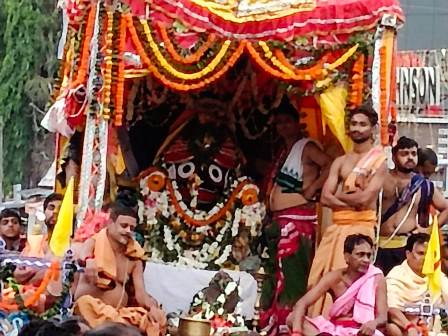 ଜନ୍ମବେଦୀରେ ସରିଲା ଶ୍ରୀଜିଉଙ୍କ ଲୀଳାଖେଳ : “ଜୟ ଜଗନ୍ନାଥ” ଧ୍ୱନିରେ ପ୍ରକମ୍ପିତ ସାରା ଅଞ୍ଚଳ