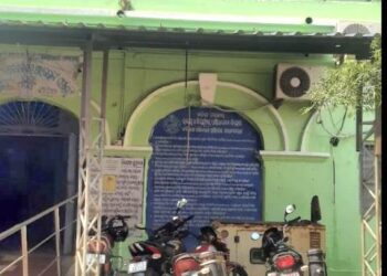 ସାତଦିନ ହେଲାଣି ସବରେଜିଷ୍ଟର ରେକର୍ଡ ରୁମ ତାଲା