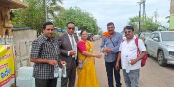 ସାମ୍ବାଦିକ ସଂଘ ପକ୍ଷରୁ ରଥଯାତ୍ରୀଙ୍କୁ ଜଳ ବଣ୍ଟନ